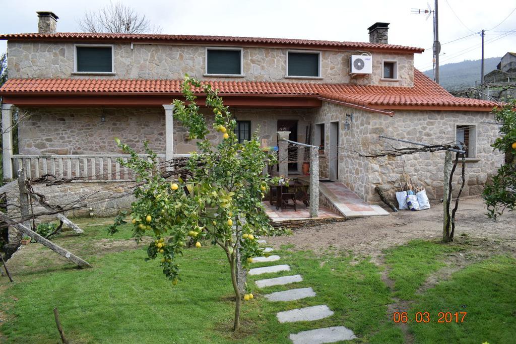 Casa Rural Os Carballos Affittacamere Pontevedra Esterno foto